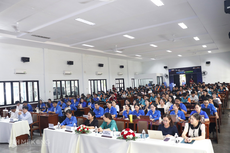 UEH Mekong tuyên dương 31 thanh niên tiên tiến làm theo lời Bác năm 2026