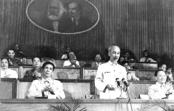 Chủ tịch Hồ Chí Minh tại Đại hội đại biểu toàn quốc lần thứ III của Đảng
