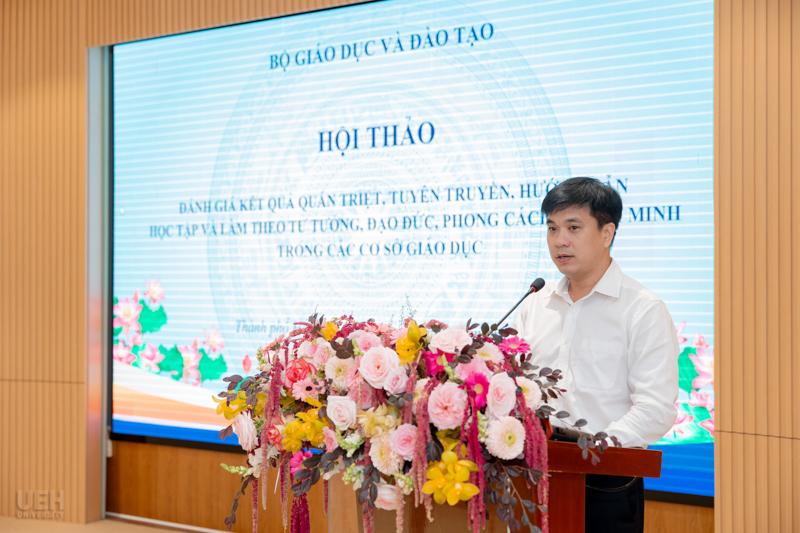 PGS.TS. Bùi Quang Hùng - Phó Giám đốc UEH chia sẻ