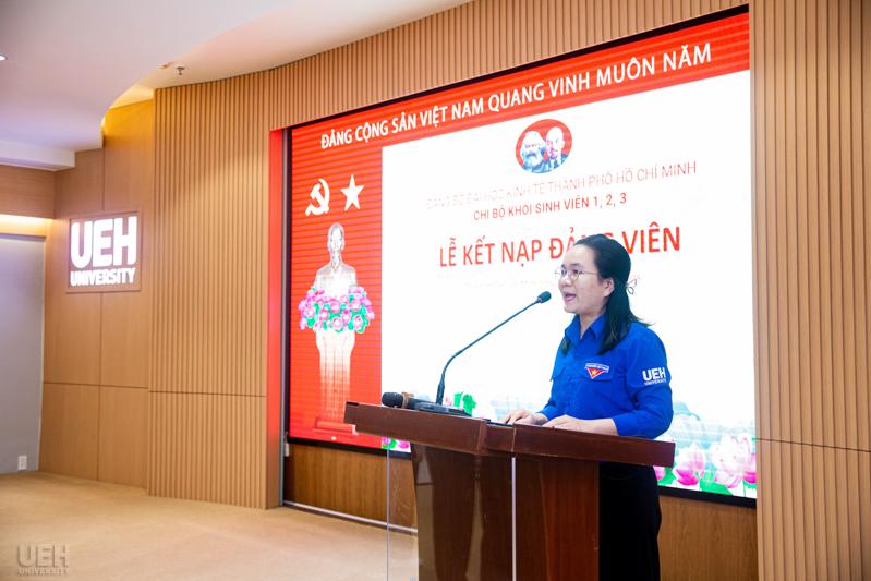 6 Đảng viên mới được kết nạp vào hàng ngũ của Đảng nhân dịp Kỷ niệm 49 năm thành lập UEH (27/10/1976 – 27/10/2025)
